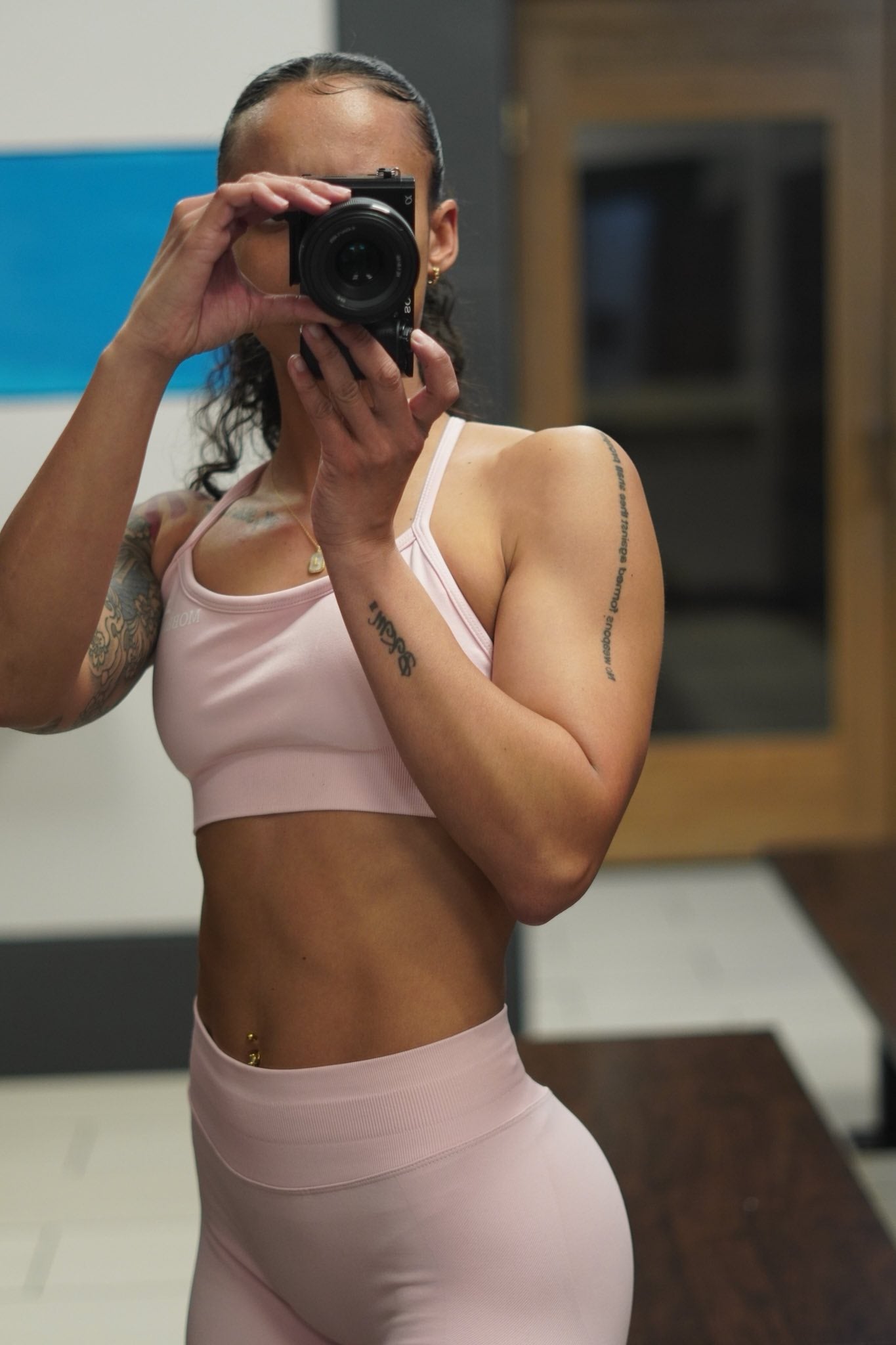 Queens Amongst Queens Compression 2pc SET