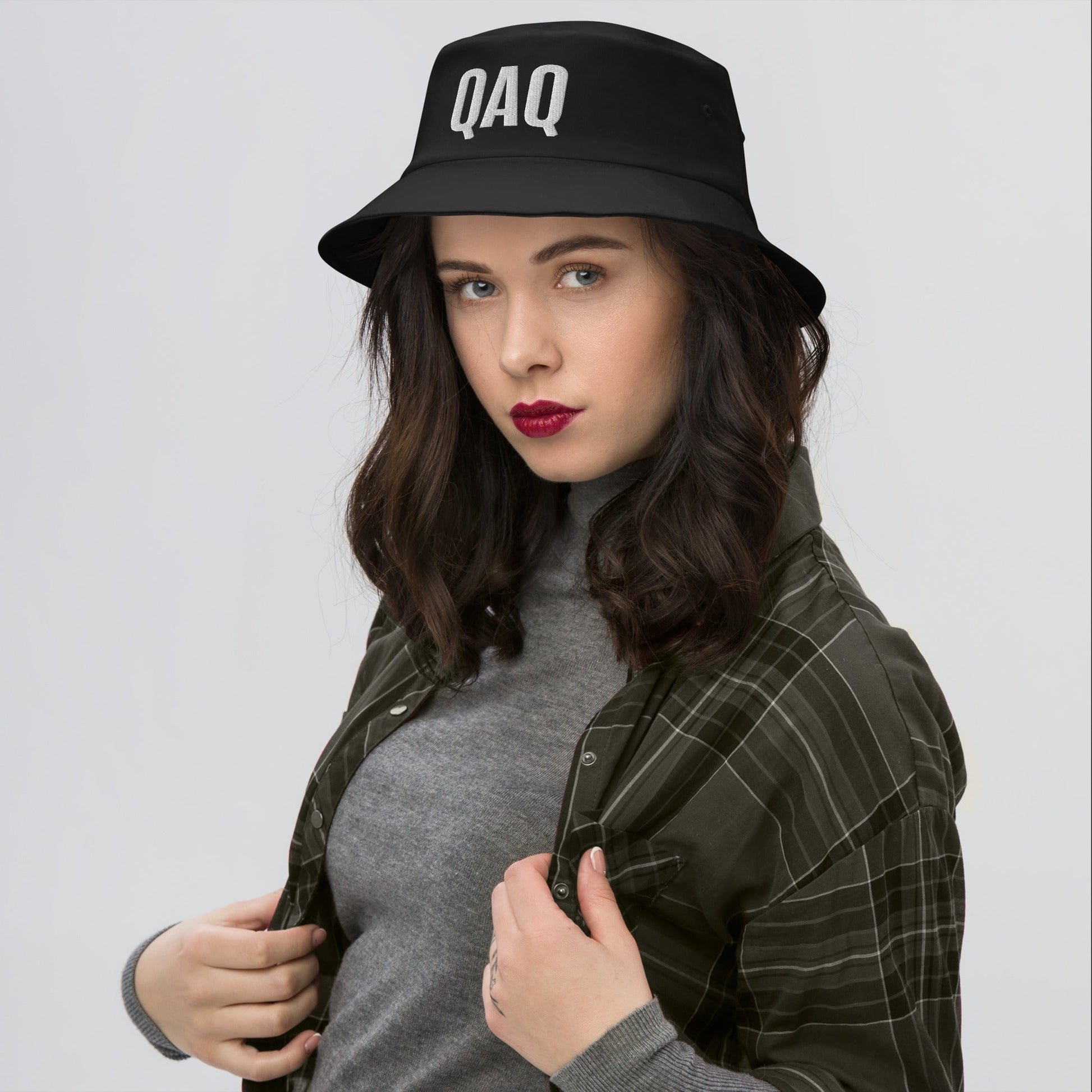 QAQ Old School Bucket Hat - MobbMall